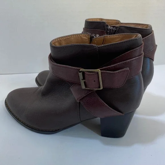 Vionic Trinity Ankle Boots Brown Leather Buckle Strap Block Heel Women Size 6.5 - Picture 2 of 9